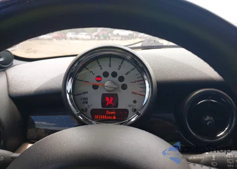 2012 Mini Cooper z USA, uszkodzony, nr VIN WMWSU3C55CT369622